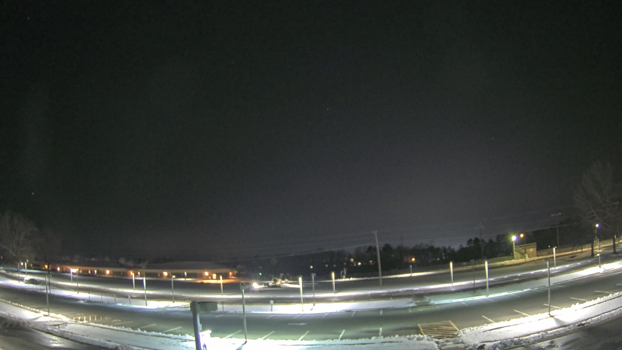 Thumbnail for current weather camera view from Prince Edward MS in Farmville, Virginia