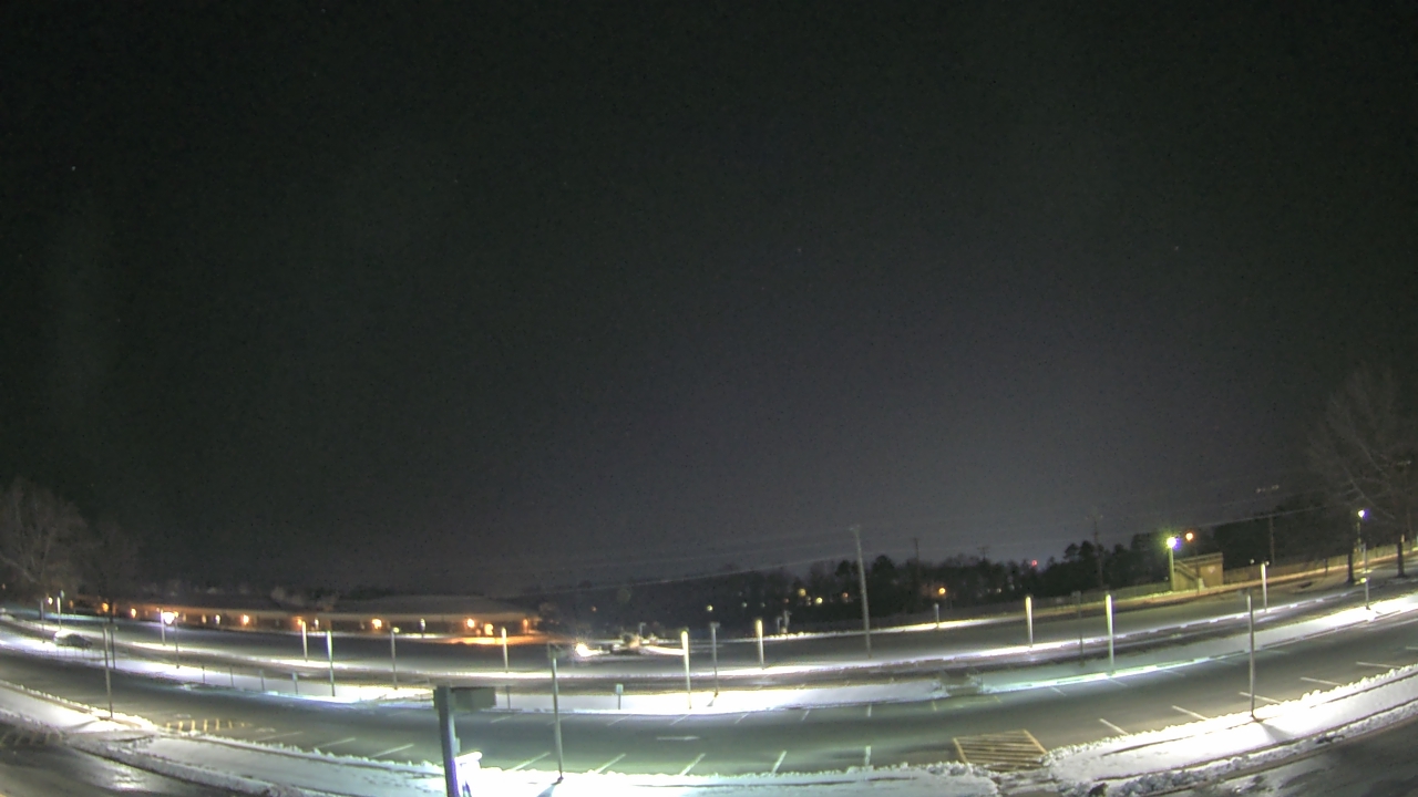 Thumbnail for current weather camera view from Prince Edward MS in Farmville, Virginia