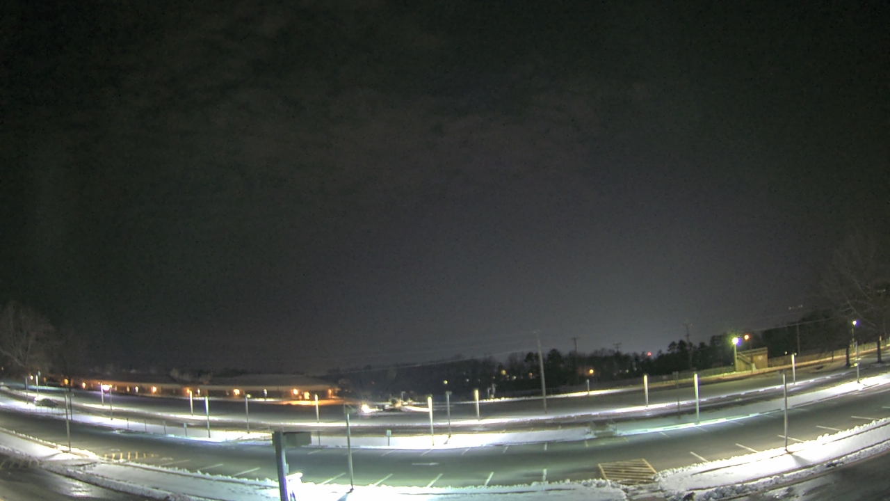 Thumbnail for current weather camera view from Prince Edward MS in Farmville, Virginia