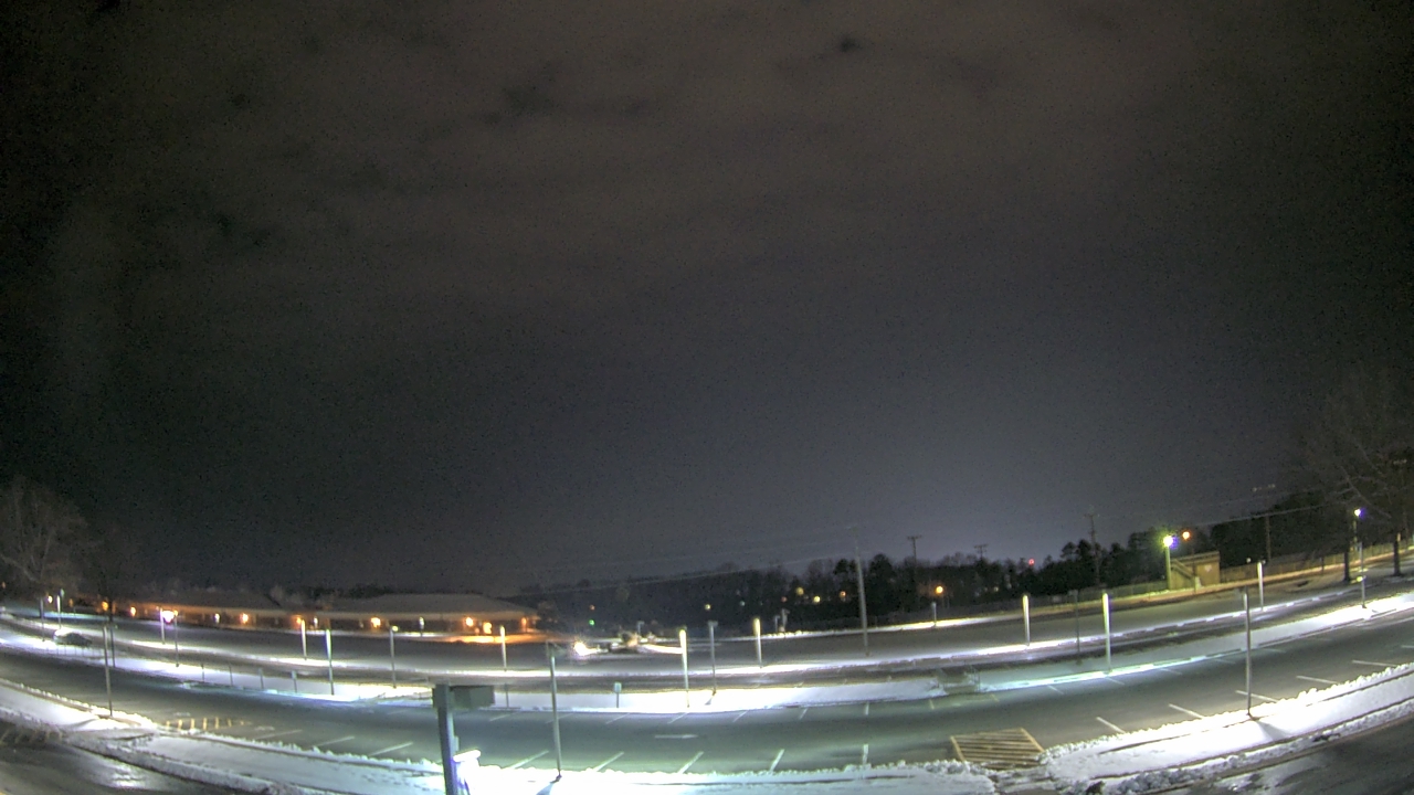 Thumbnail for current weather camera view from Prince Edward MS in Farmville, Virginia