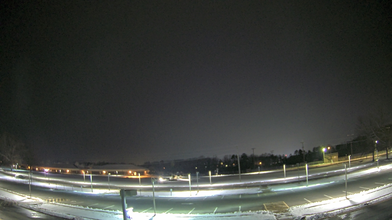 Thumbnail for current weather camera view from Prince Edward MS in Farmville, Virginia