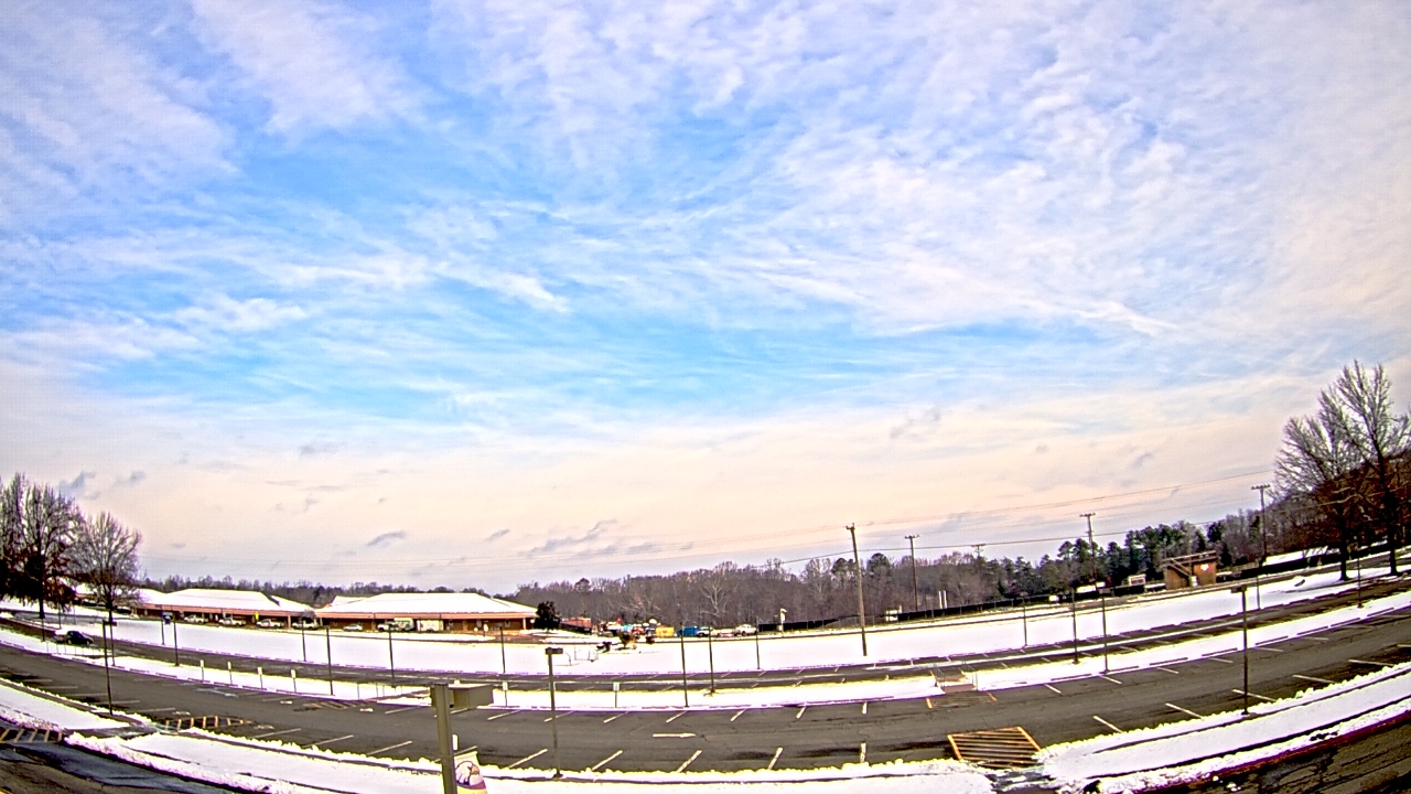 Thumbnail for current weather camera view from Prince Edward MS in Farmville, Virginia