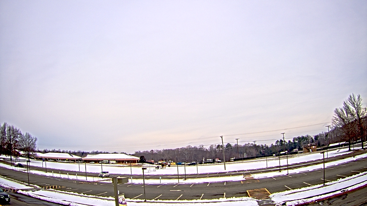 Thumbnail for current weather camera view from Prince Edward MS in Farmville, Virginia