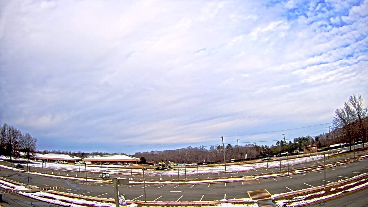 Thumbnail for current weather camera view from Prince Edward MS in Farmville, Virginia