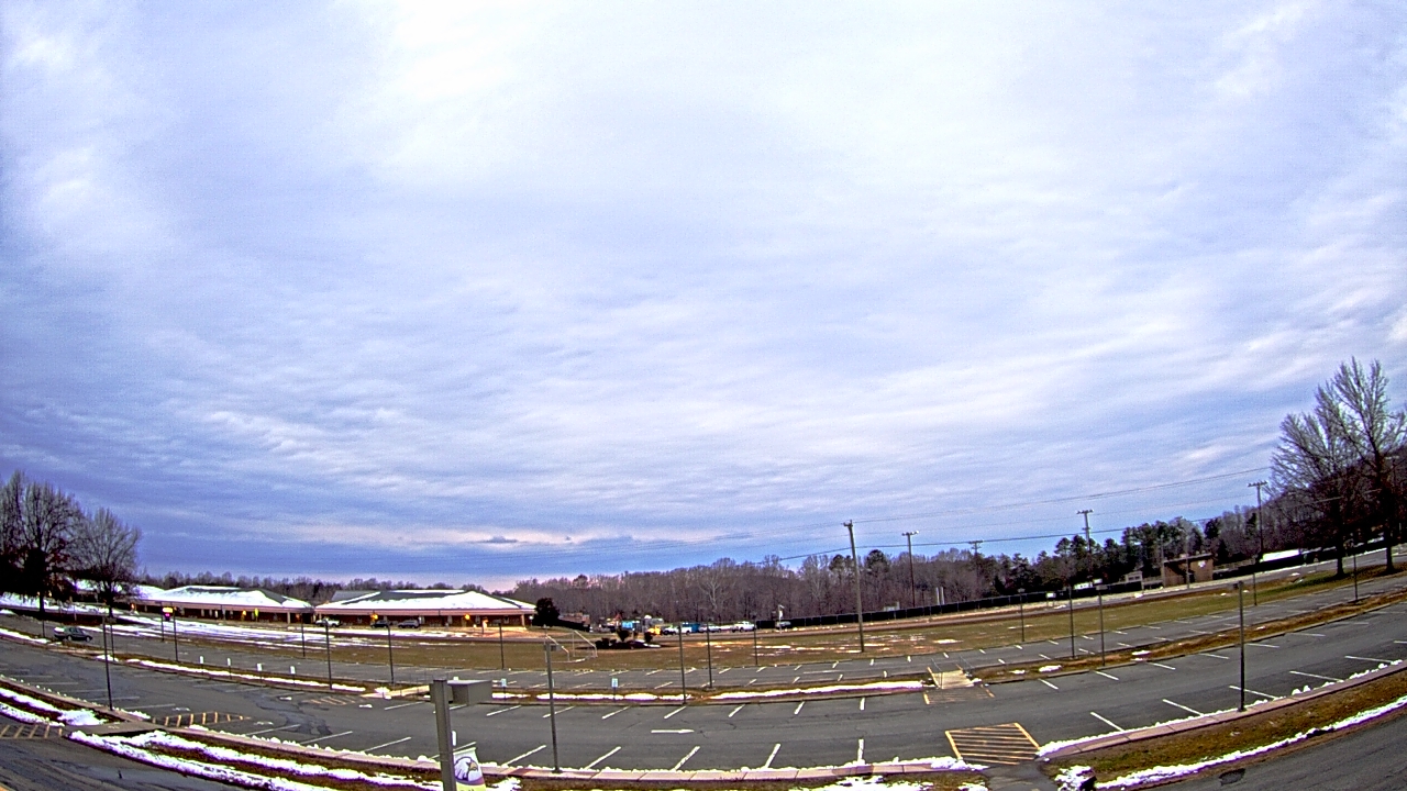 Thumbnail for current weather camera view from Prince Edward MS in Farmville, Virginia