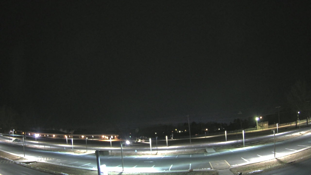 Thumbnail for current weather camera view from Prince Edward MS in Farmville, Virginia