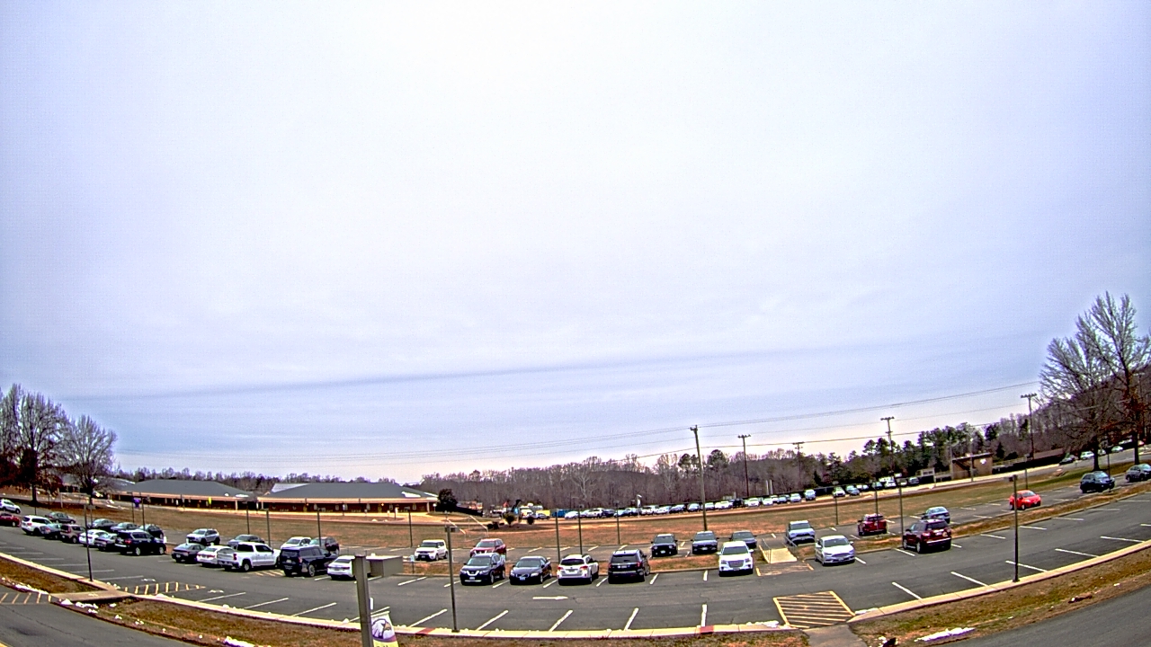 Thumbnail for current weather camera view from Prince Edward MS in Farmville, Virginia
