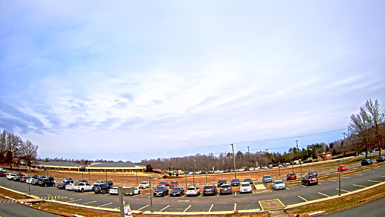 Thumbnail for current weather camera view from Prince Edward MS in Farmville, Virginia