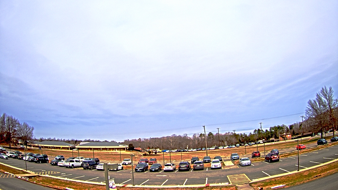 Thumbnail for current weather camera view from Prince Edward MS in Farmville, Virginia