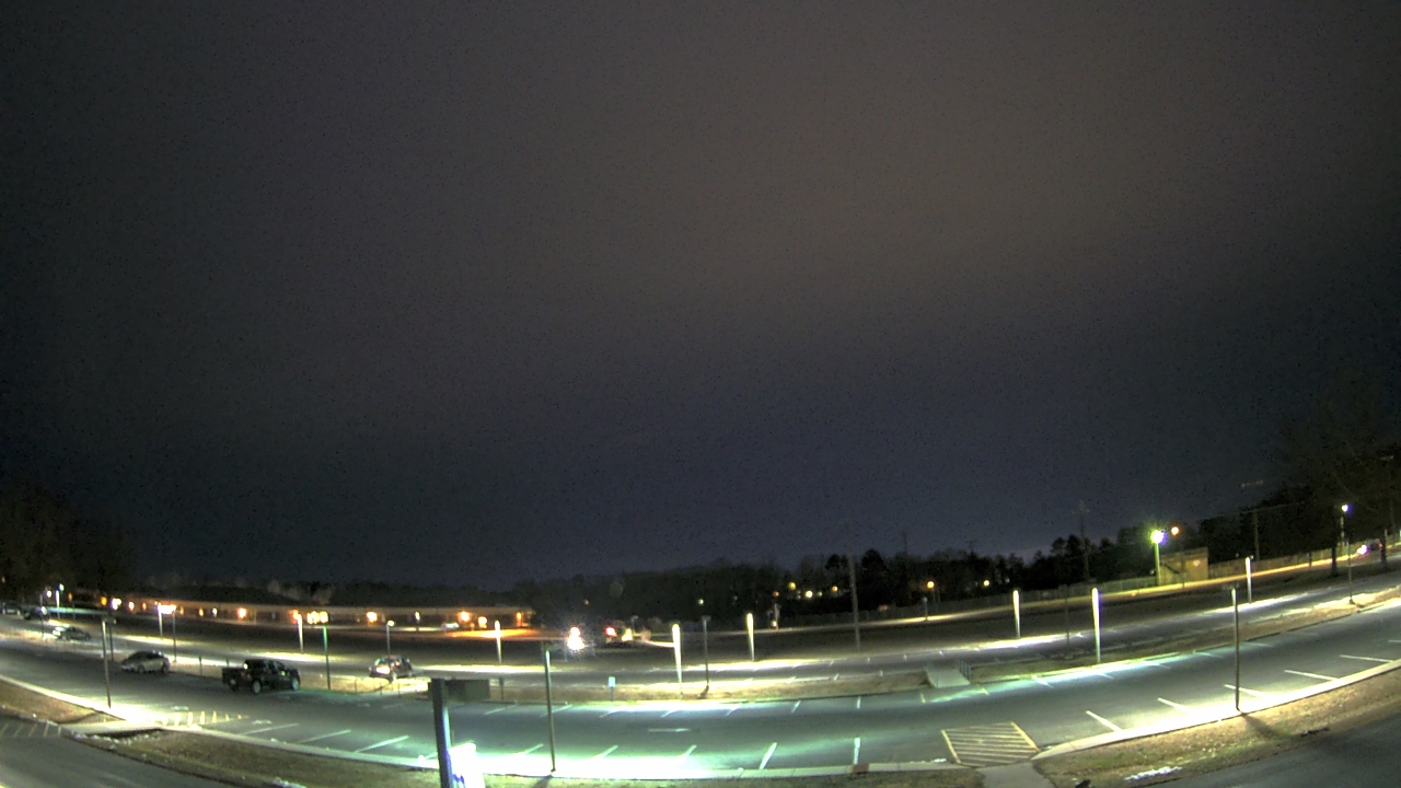 Thumbnail for current weather camera view from Prince Edward MS in Farmville, Virginia