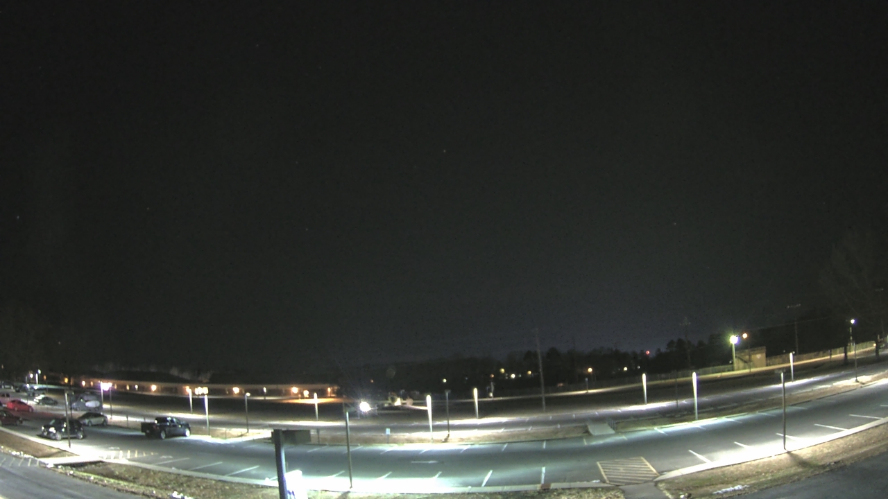 Thumbnail for current weather camera view from Prince Edward MS in Farmville, Virginia