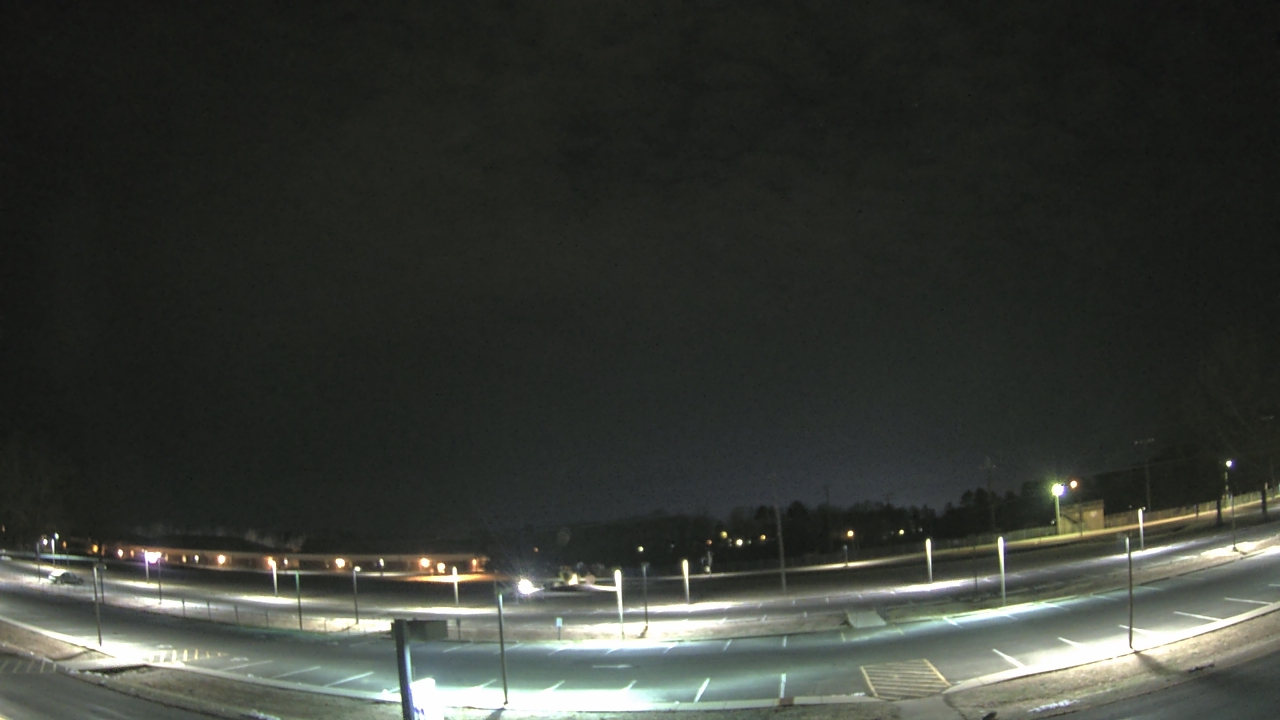 Thumbnail for current weather camera view from Prince Edward MS in Farmville, Virginia