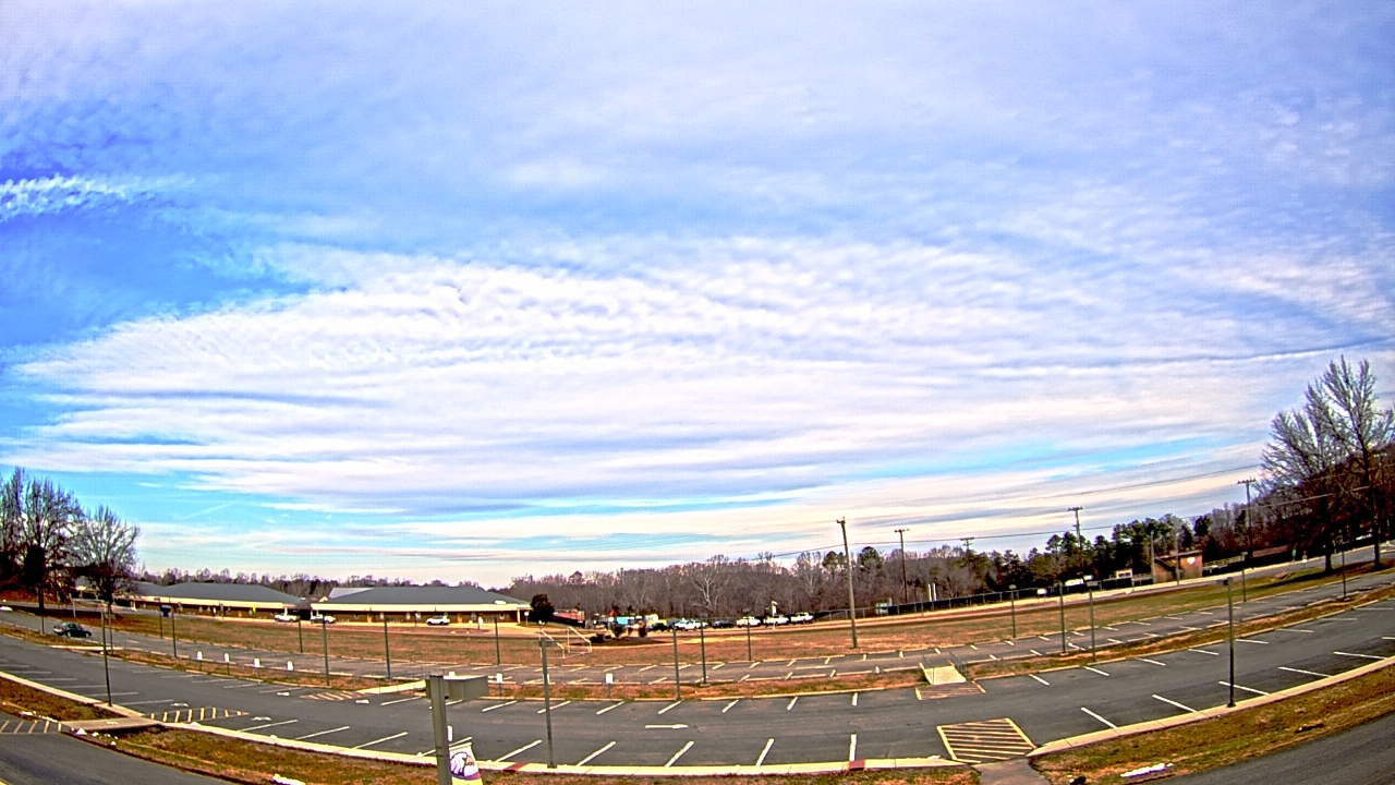 Thumbnail for current weather camera view from Prince Edward MS in Farmville, Virginia