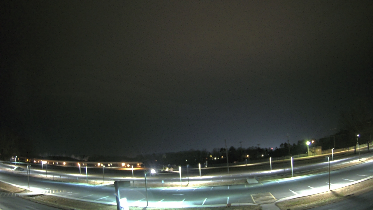 Thumbnail for current weather camera view from Prince Edward MS in Farmville, Virginia