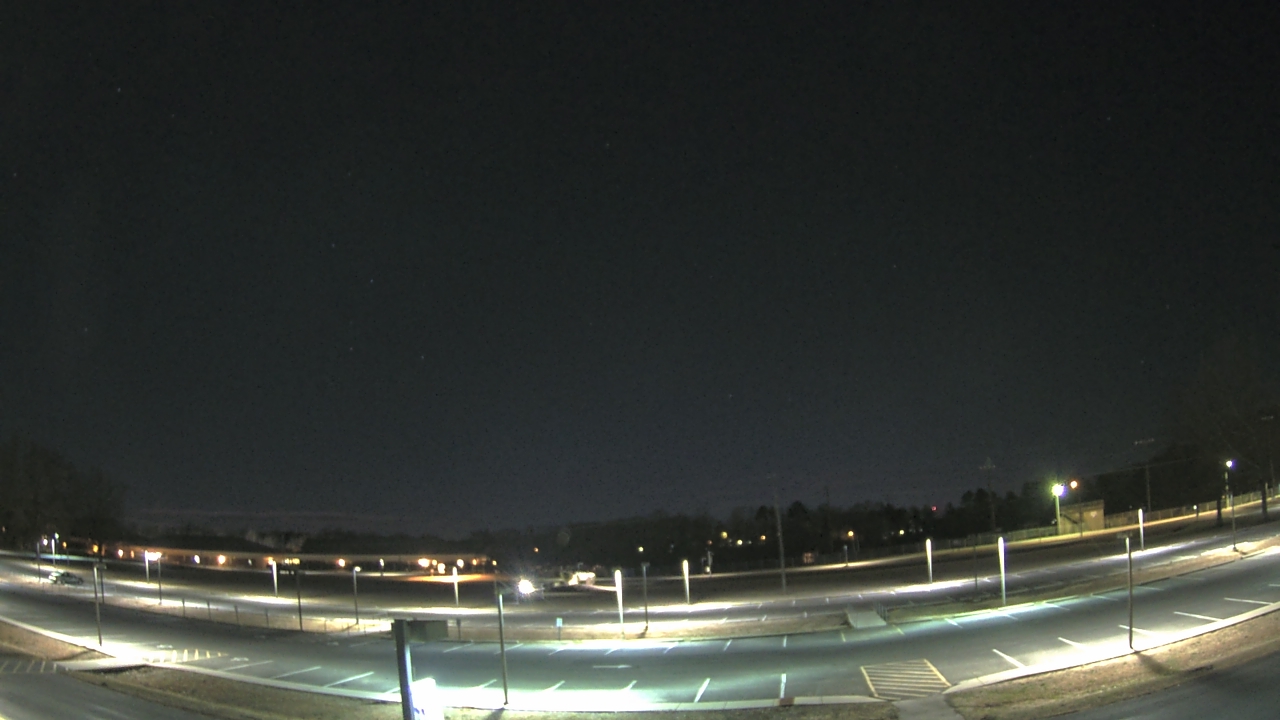 Thumbnail for current weather camera view from Prince Edward MS in Farmville, Virginia