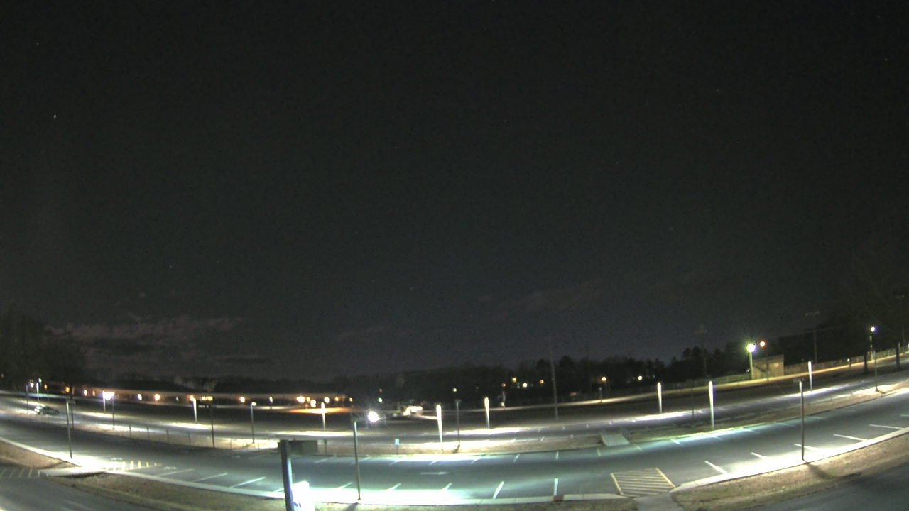 Thumbnail for current weather camera view from Prince Edward MS in Farmville, Virginia