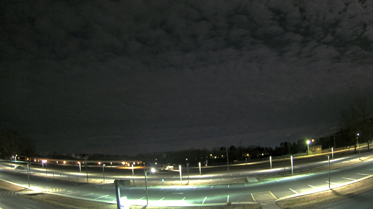 Thumbnail for current weather camera view from Prince Edward MS in Farmville, Virginia