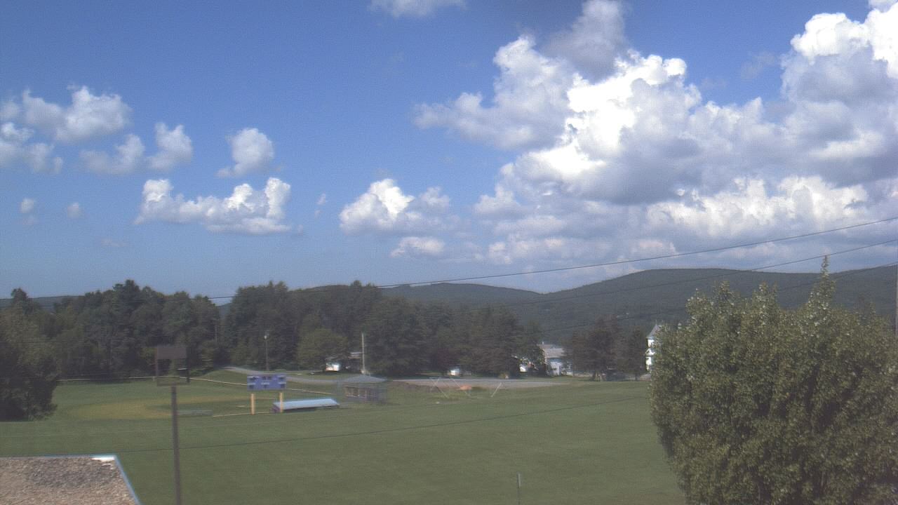 Thumbnail for current weather camera view from Forest City Regional Jr Sr HS in Forest City, Pennsylvania