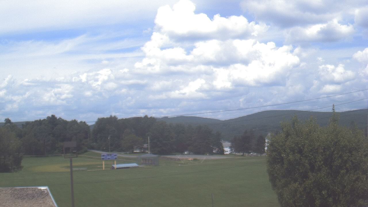 Thumbnail for current weather camera view from Forest City Regional Jr Sr HS in Forest City, Pennsylvania