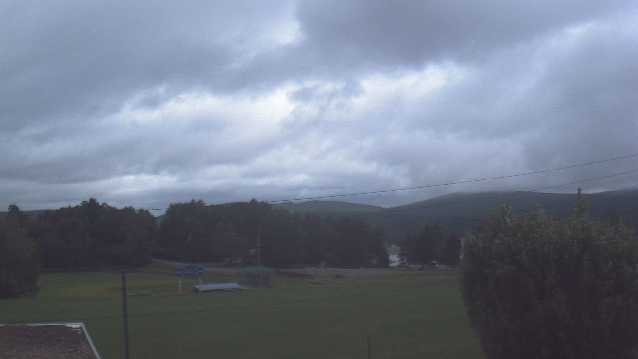 Thumbnail for current weather camera view from Forest City Regional Jr Sr HS in Forest City, Pennsylvania