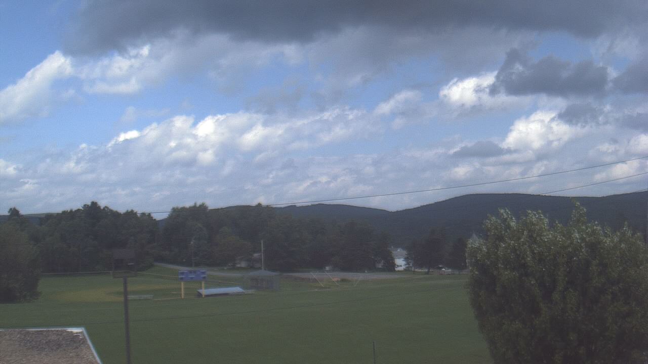 Thumbnail for current weather camera view from Forest City Regional Jr Sr HS in Forest City, Pennsylvania
