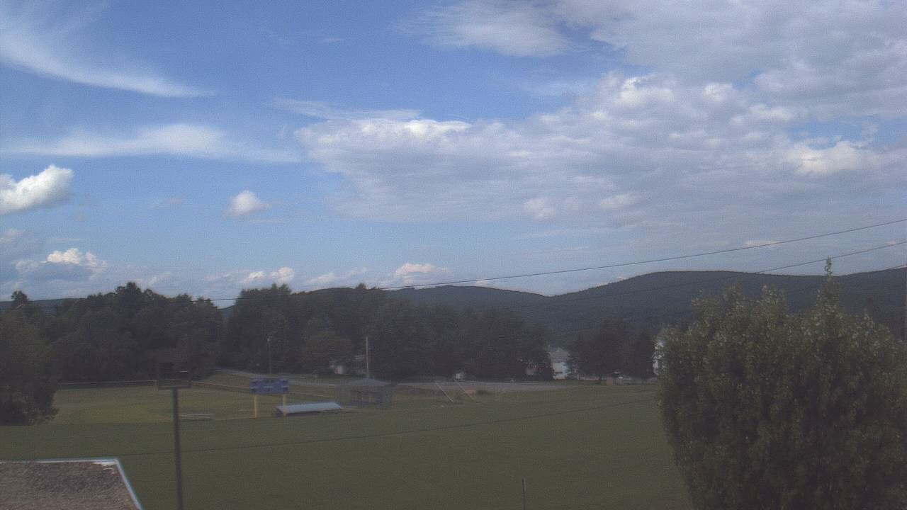 Thumbnail for current weather camera view from Forest City Regional Jr Sr HS in Forest City, Pennsylvania