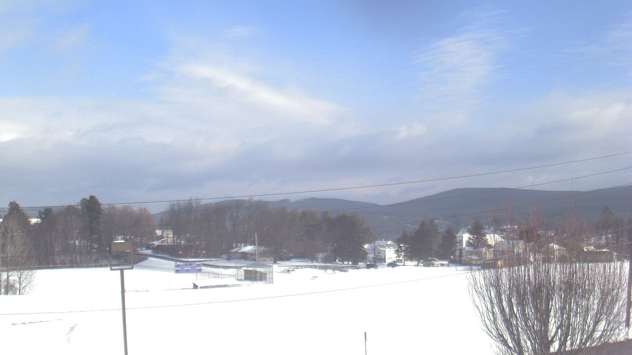 Thumbnail for current weather camera view from Forest City Regional Jr Sr HS in Forest City, Pennsylvania