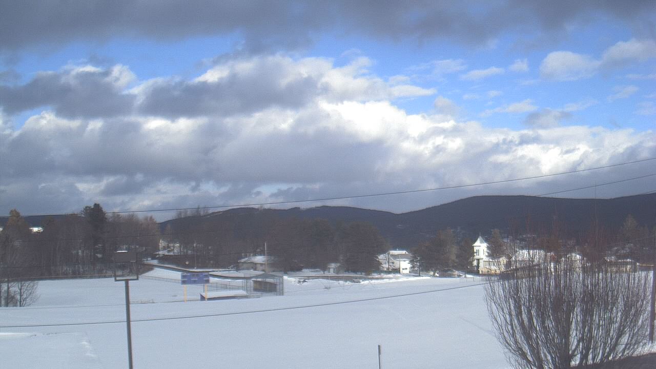 Thumbnail for current weather camera view from Forest City Regional Jr Sr HS in Forest City, Pennsylvania