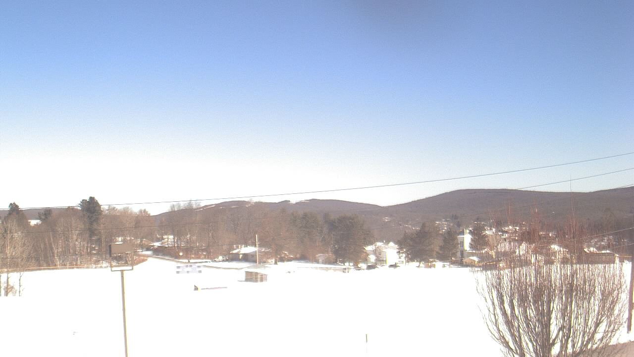 Thumbnail for current weather camera view from Forest City Regional Jr Sr HS in Forest City, Pennsylvania
