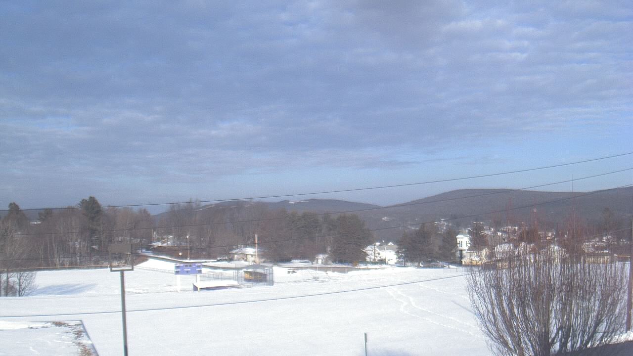 Thumbnail for current weather camera view from Forest City Regional Jr Sr HS in Forest City, Pennsylvania