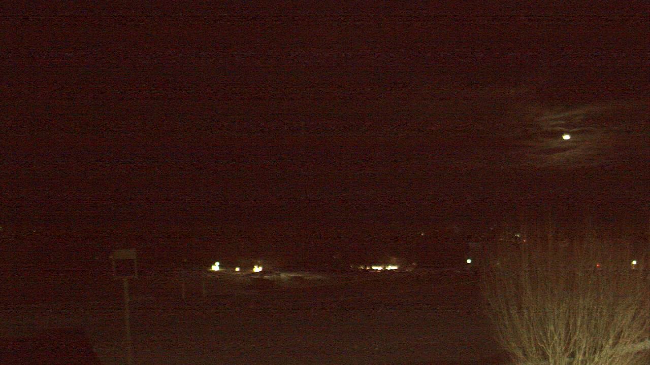 Thumbnail for current weather camera view from Forest City Regional Jr Sr HS in Forest City, Pennsylvania