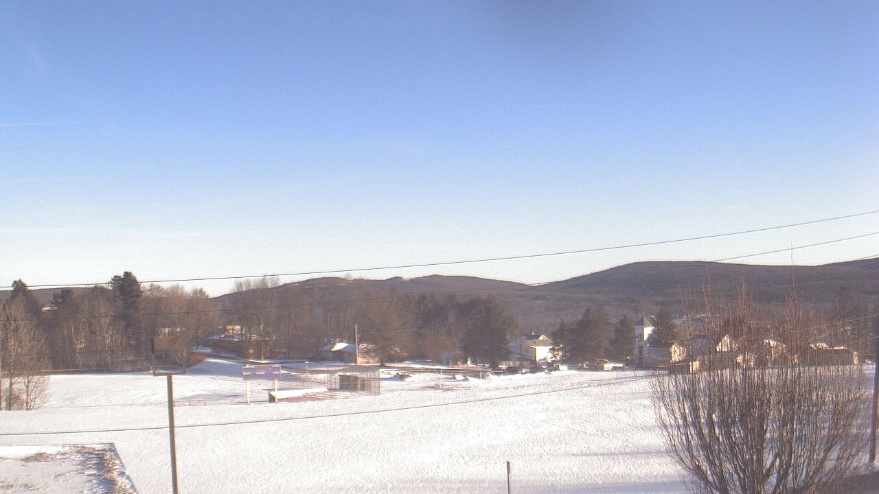 Thumbnail for current weather camera view from Forest City Regional Jr Sr HS in Forest City, Pennsylvania