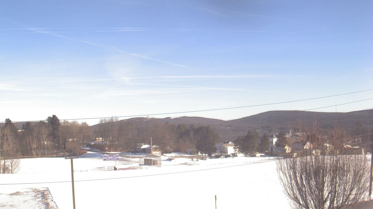 Thumbnail for current weather camera view from Forest City Regional Jr Sr HS in Forest City, Pennsylvania