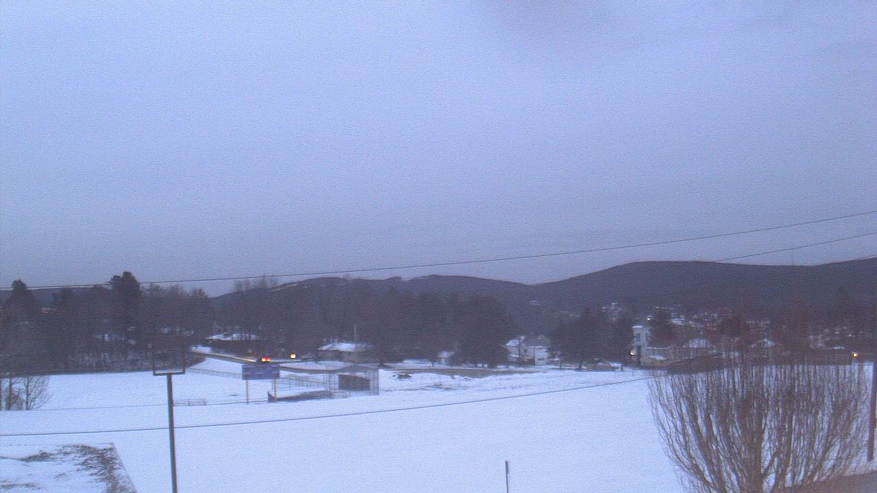 Thumbnail for current weather camera view from Forest City Regional Jr Sr HS in Forest City, Pennsylvania