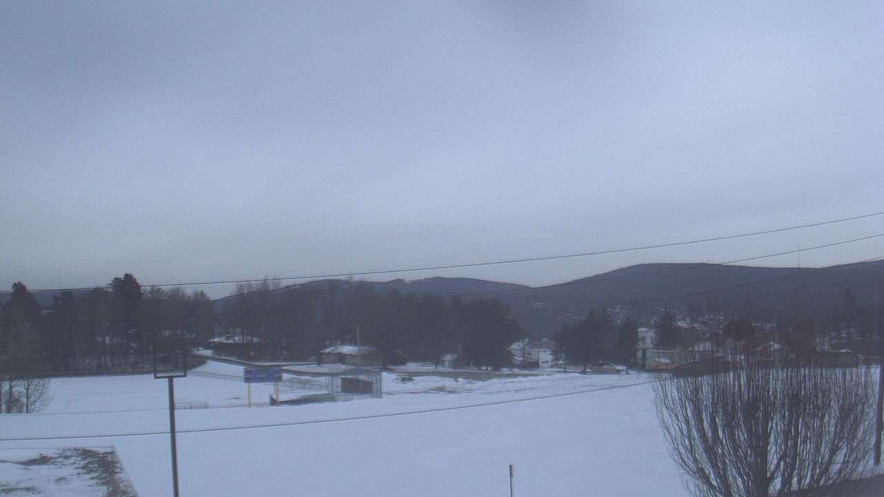 Thumbnail for current weather camera view from Forest City Regional Jr Sr HS in Forest City, Pennsylvania