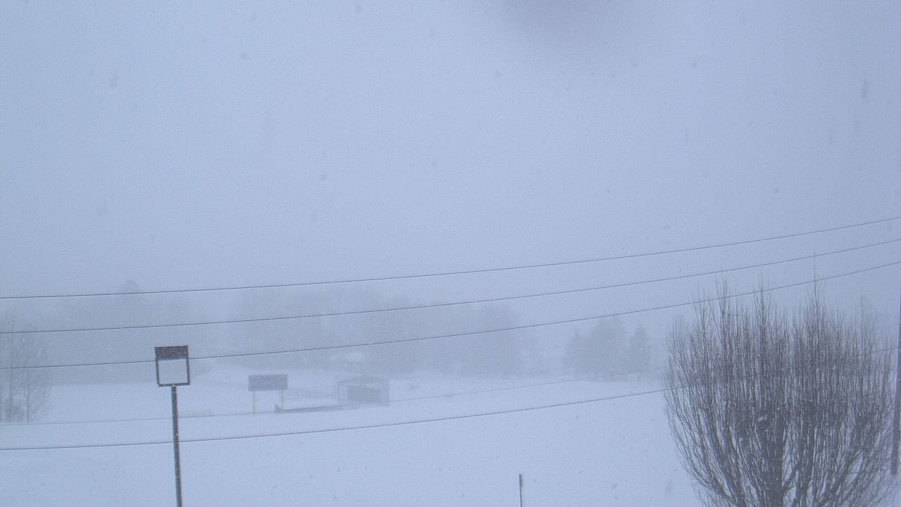 Thumbnail for current weather camera view from Forest City Regional Jr Sr HS in Forest City, Pennsylvania