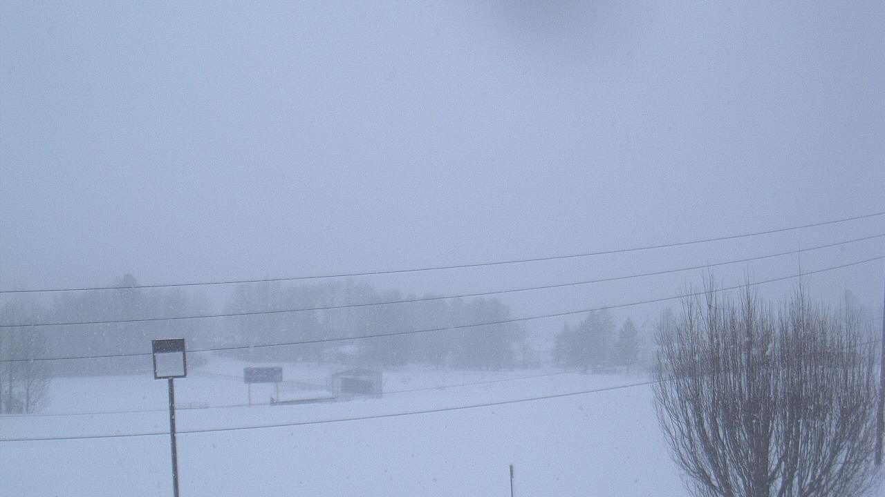 Thumbnail for current weather camera view from Forest City Regional Jr Sr HS in Forest City, Pennsylvania