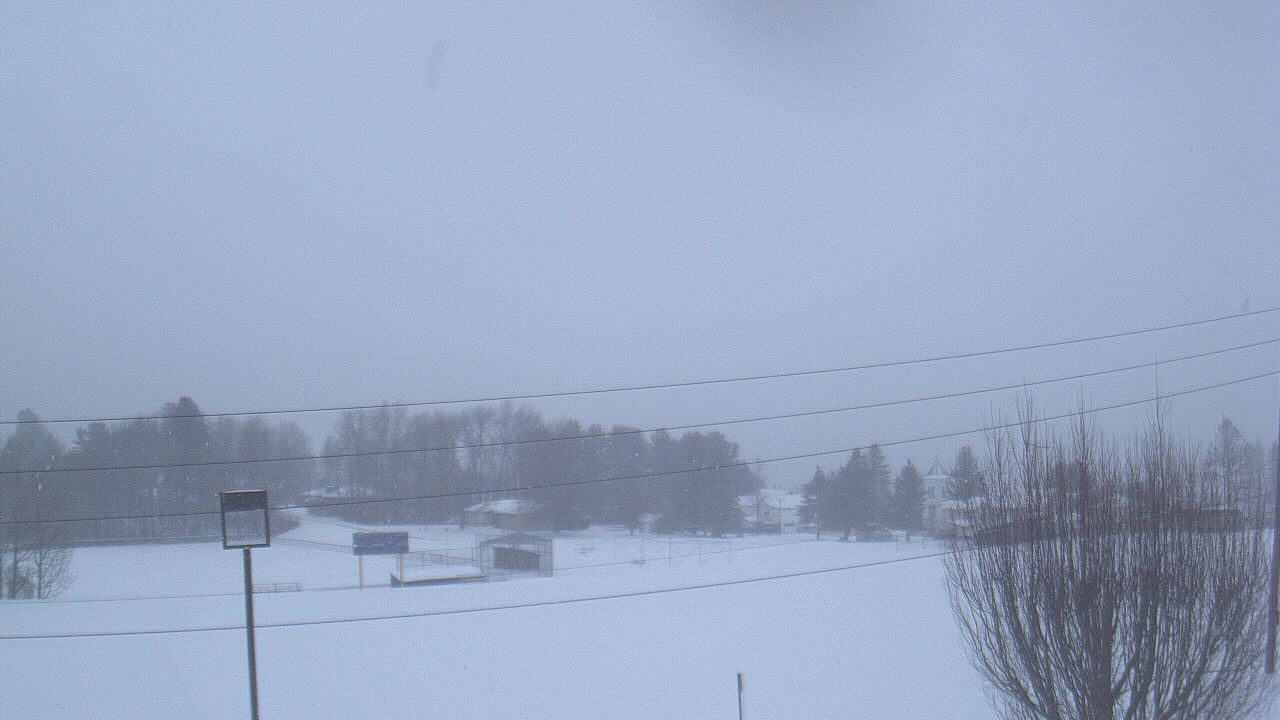 Thumbnail for current weather camera view from Forest City Regional Jr Sr HS in Forest City, Pennsylvania