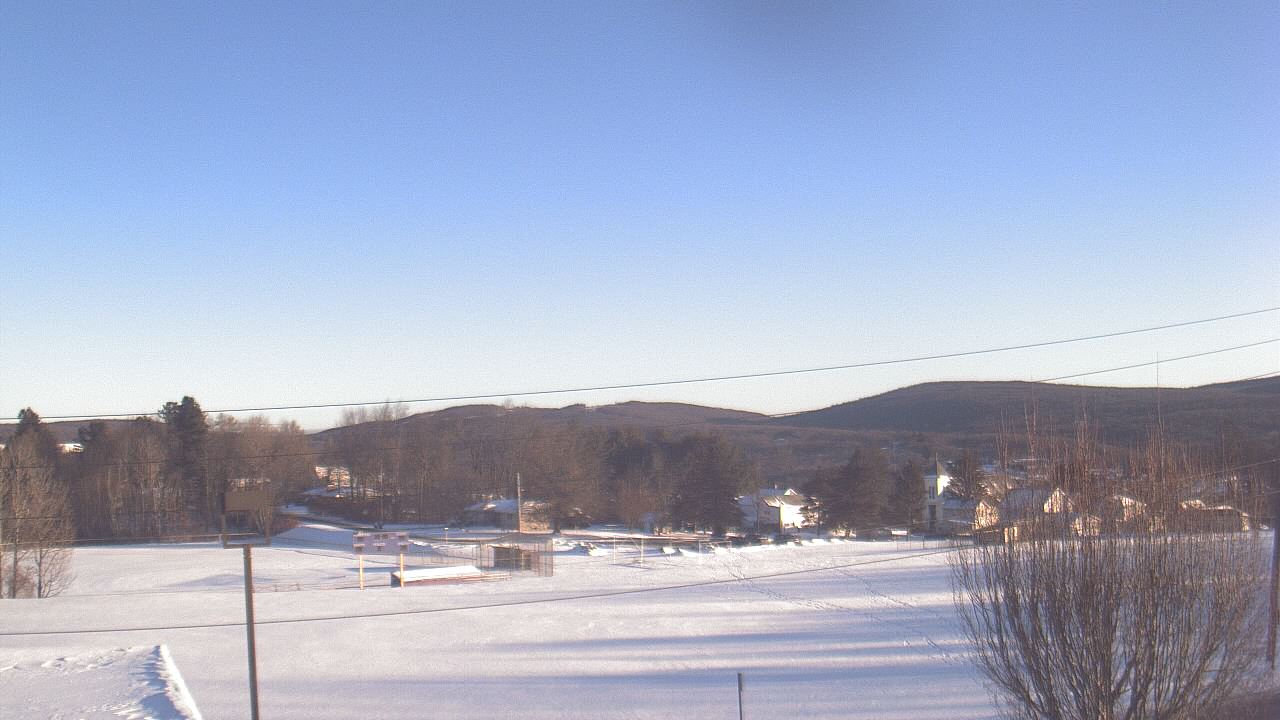 Thumbnail for current weather camera view from Forest City Regional Jr Sr HS in Forest City, Pennsylvania