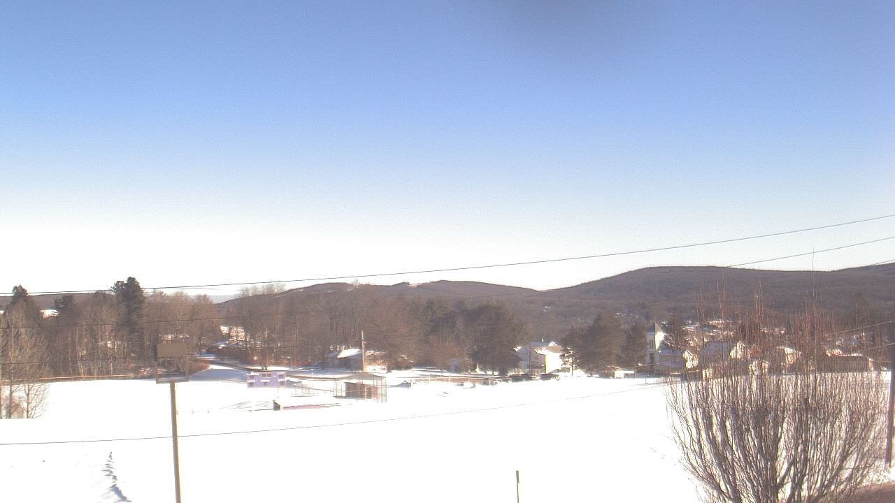 Thumbnail for current weather camera view from Forest City Regional Jr Sr HS in Forest City, Pennsylvania