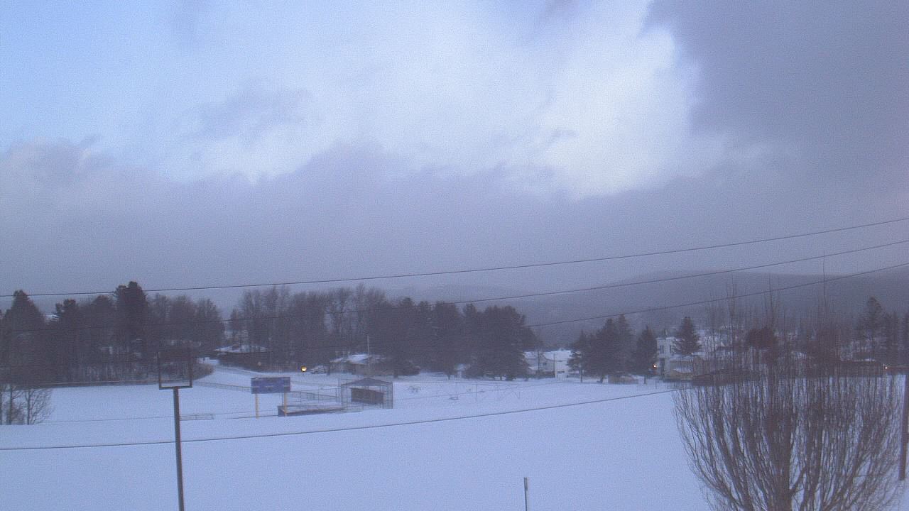 Thumbnail for current weather camera view from Forest City Regional Jr Sr HS in Forest City, Pennsylvania