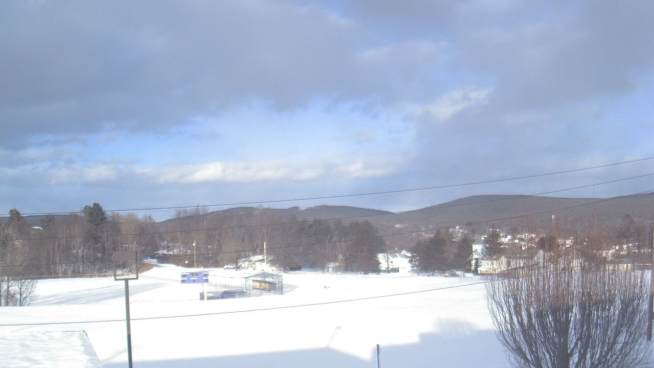 Thumbnail for current weather camera view from Forest City Regional Jr Sr HS in Forest City, Pennsylvania