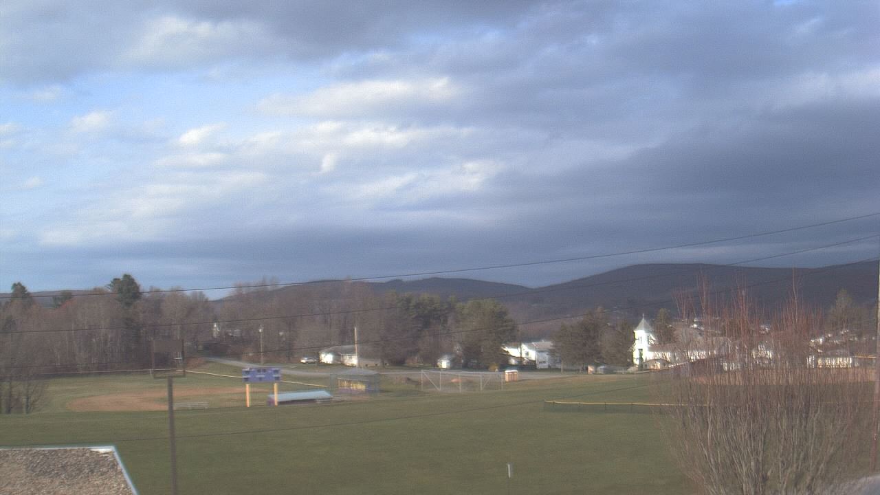 Thumbnail for current weather camera view from Forest City Regional Jr Sr HS in Forest City, Pennsylvania