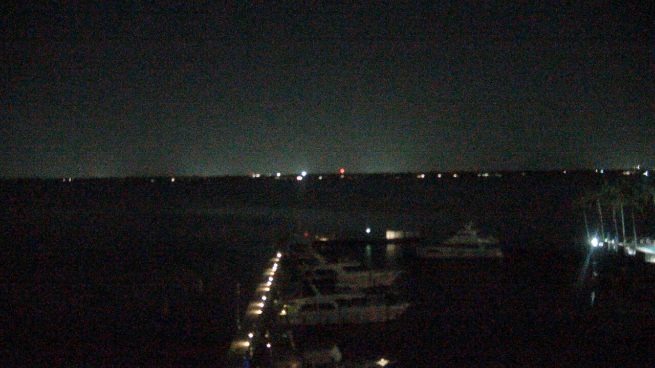 Thumbnail for current weather camera view from Pinchers Marina at Edison Ford in Fort Myers, Florida
