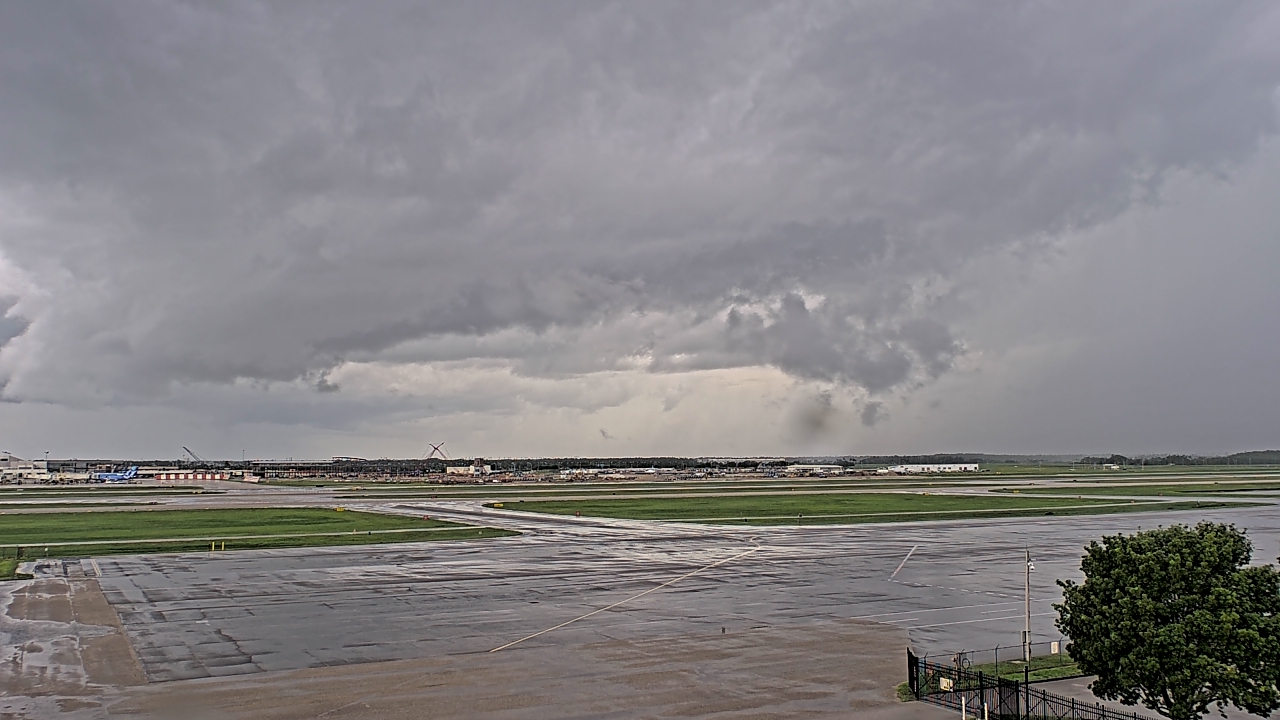 Thumbnail for current weather camera view from PrivateSky (R) Aviation Services Inc. in Fort Myers, Florida