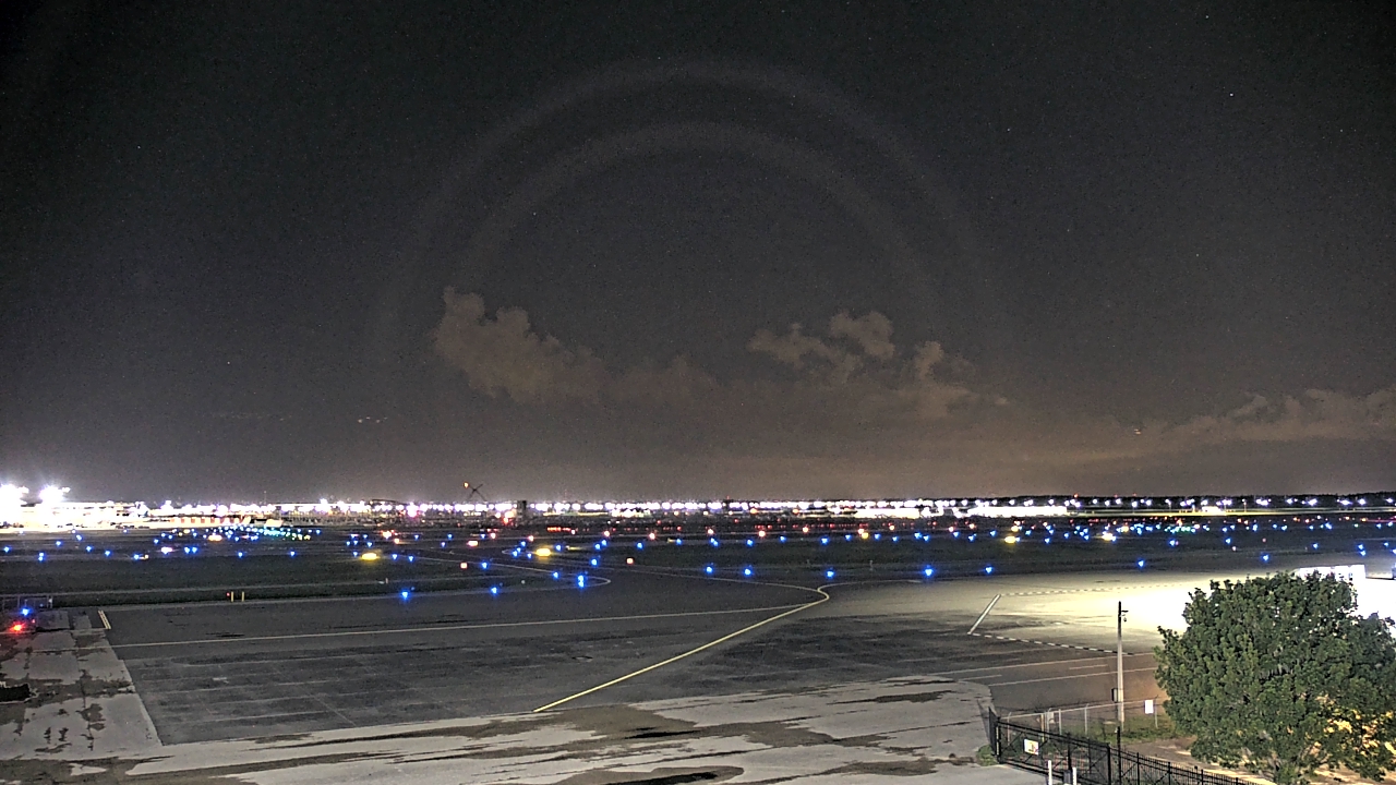 Thumbnail for current weather camera view from PrivateSky (R) Aviation Services Inc. in Fort Myers, Florida