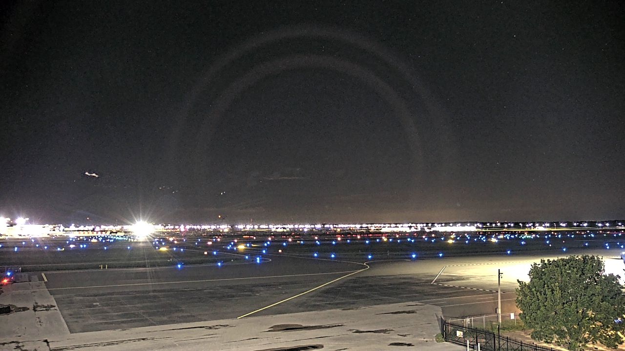 Thumbnail for current weather camera view from PrivateSky (R) Aviation Services Inc. in Fort Myers, Florida
