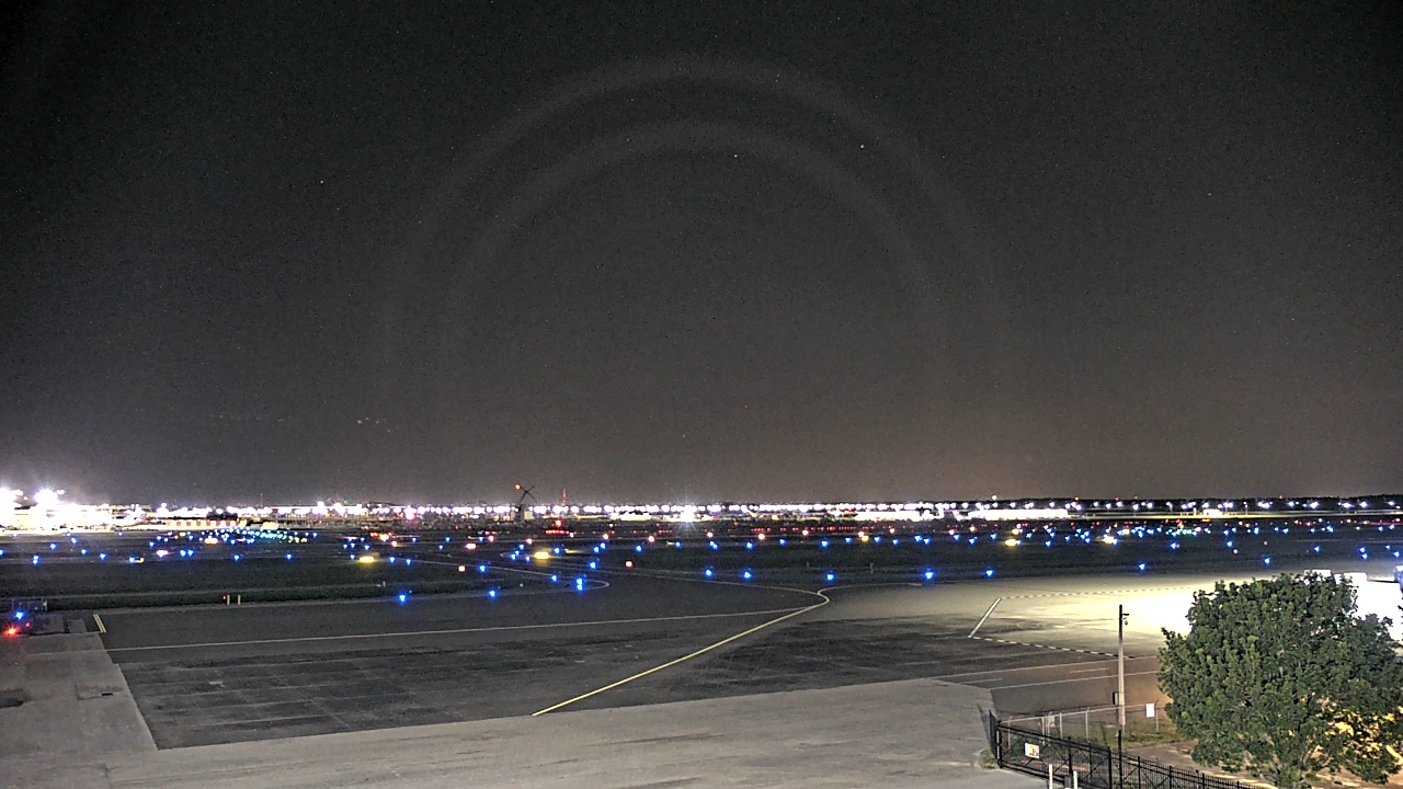 Thumbnail for current weather camera view from PrivateSky (R) Aviation Services Inc. in Fort Myers, Florida