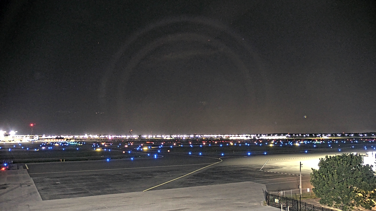 Thumbnail for current weather camera view from PrivateSky (R) Aviation Services Inc. in Fort Myers, Florida