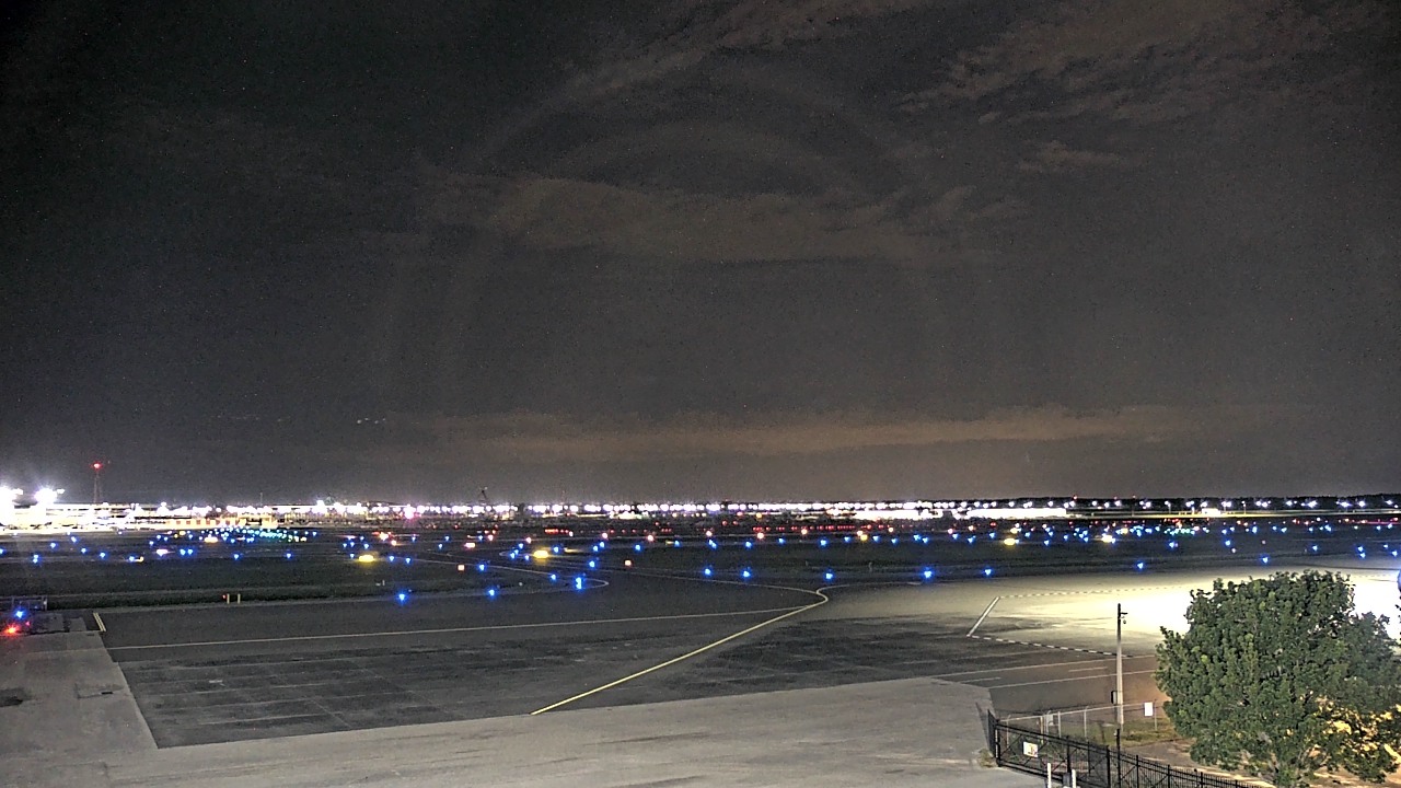 Thumbnail for current weather camera view from PrivateSky (R) Aviation Services Inc. in Fort Myers, Florida